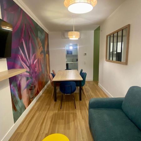 Appartement Lumineux Proche Saint-Lazare - 8P パリ エクステリア 写真