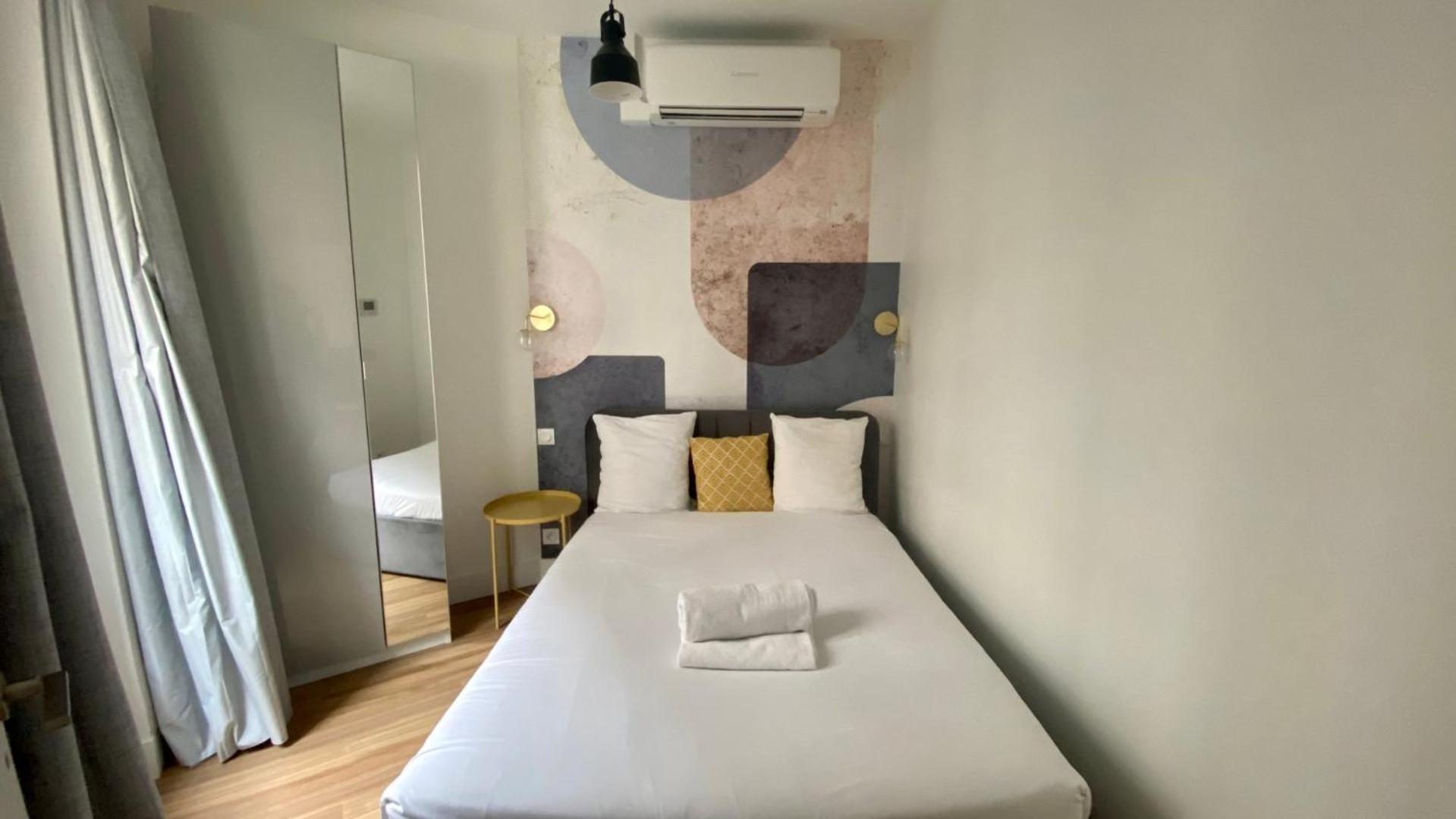 Appartement Lumineux Proche Saint-Lazare - 8P パリ エクステリア 写真