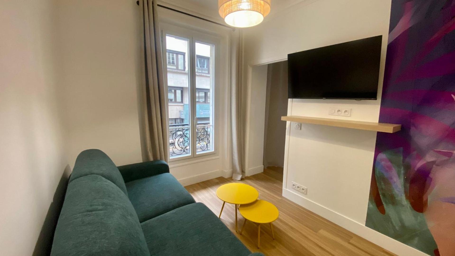 Appartement Lumineux Proche Saint-Lazare - 8P パリ エクステリア 写真