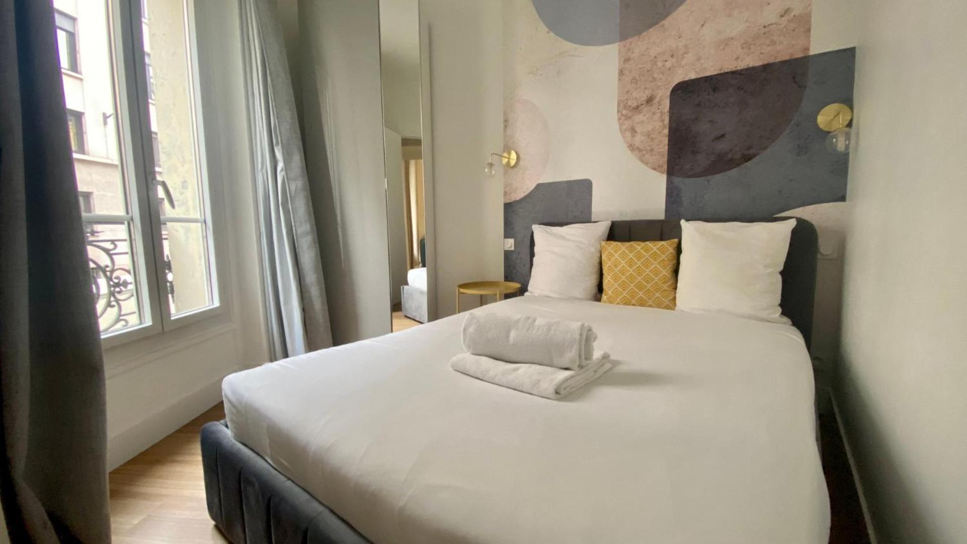Appartement Lumineux Proche Saint-Lazare - 8P パリ エクステリア 写真