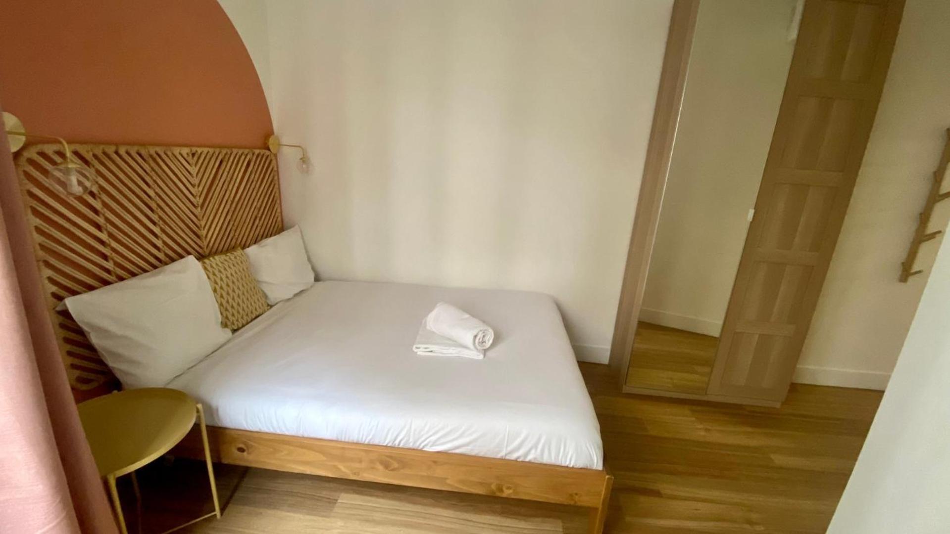 Appartement Lumineux Proche Saint-Lazare - 8P パリ エクステリア 写真