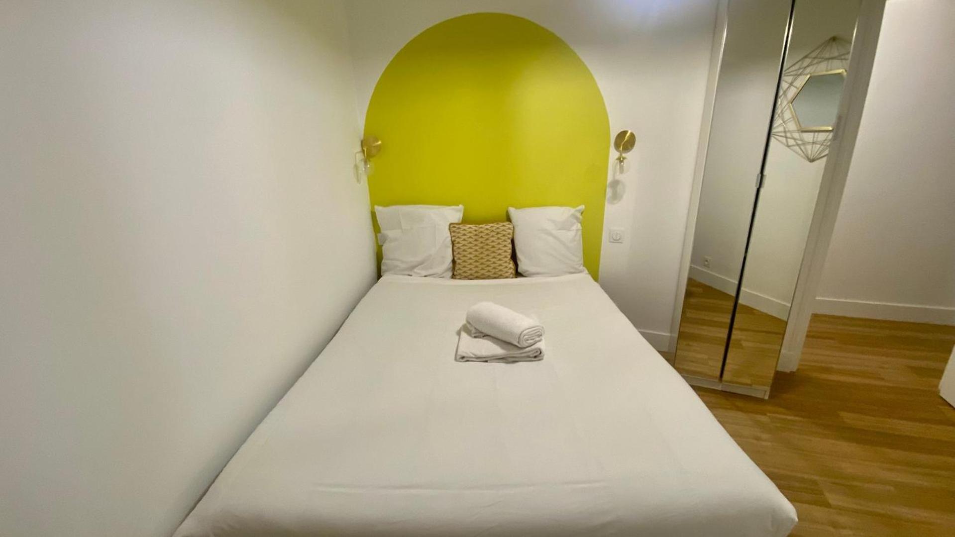 Appartement Lumineux Proche Saint-Lazare - 8P パリ エクステリア 写真