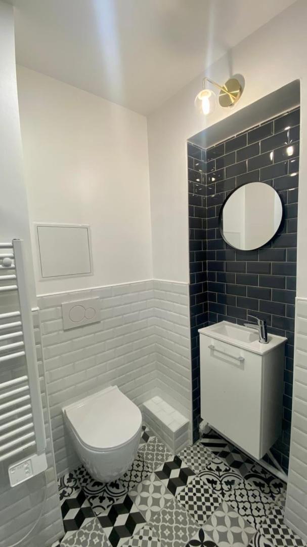 Appartement Lumineux Proche Saint-Lazare - 8P パリ エクステリア 写真